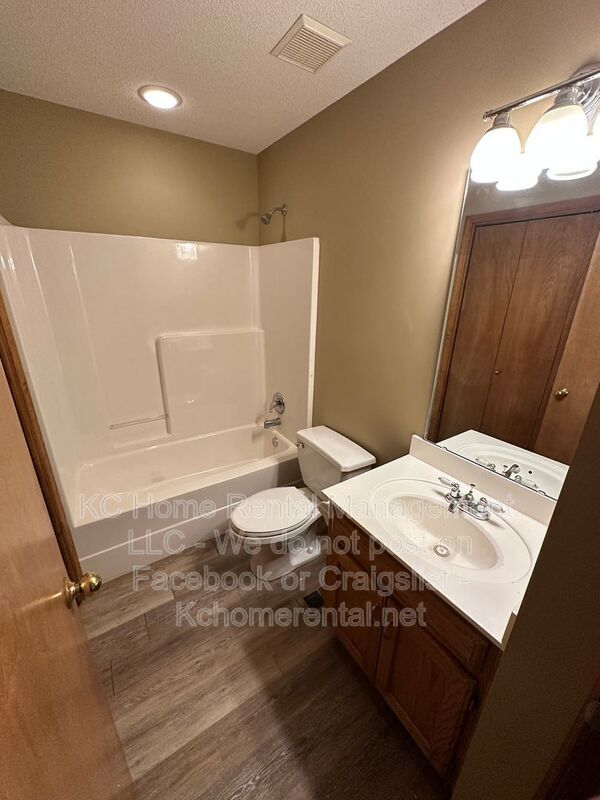 Building Photo - 7307 Rymeg Cir