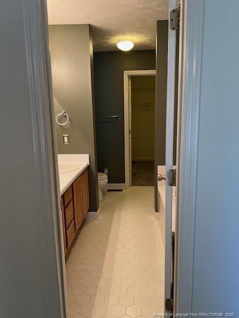 Building Photo - 424 Larchmont Rd