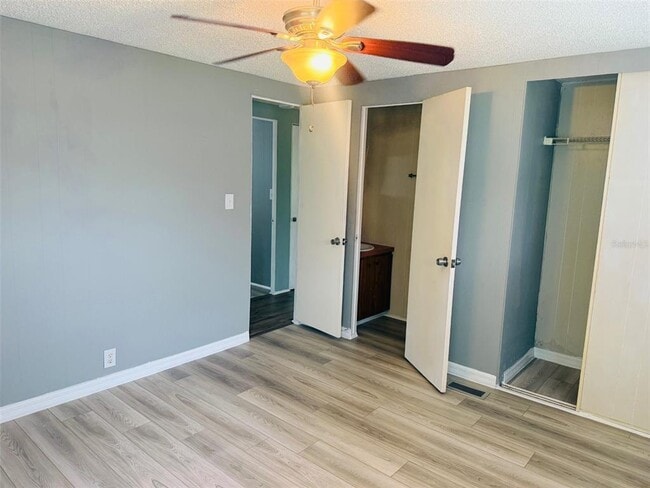 Building Photo - 7169 Fairlane Ave