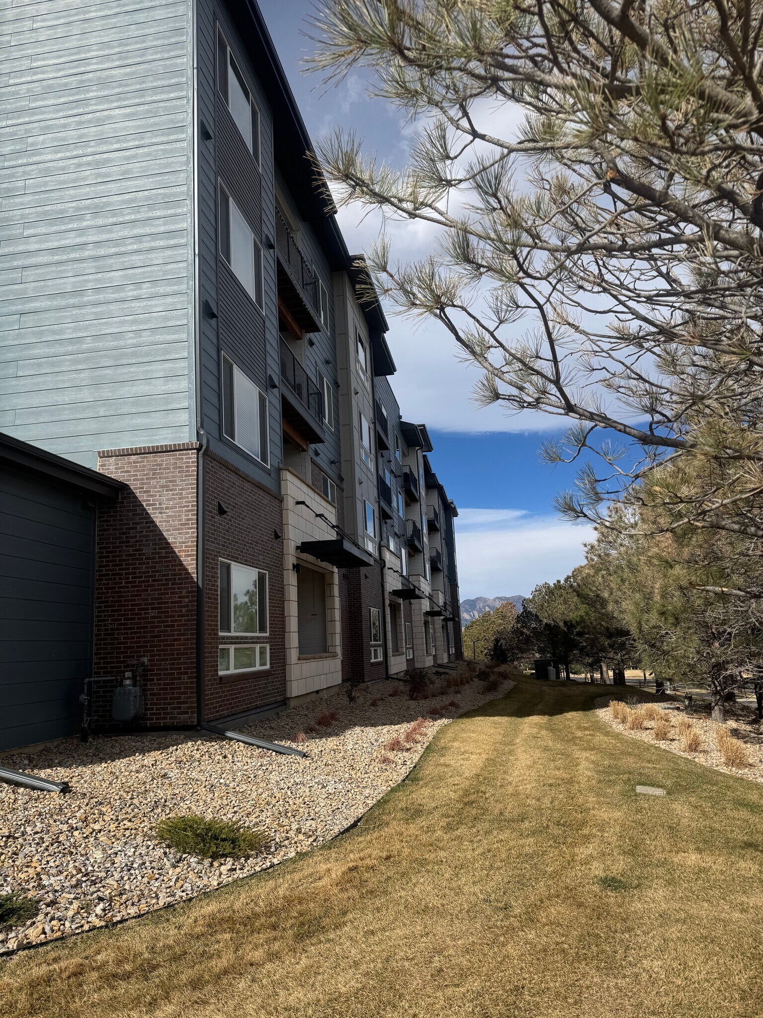 Building Photo - 487 Interlocken Blvd