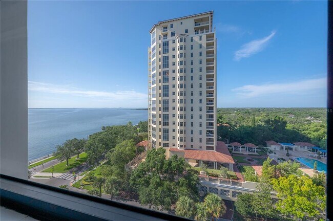 Building Photo - 4141 Bayshore Blvd