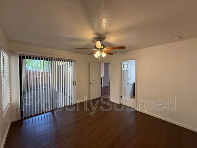 Building Photo - 1633 Porter Way