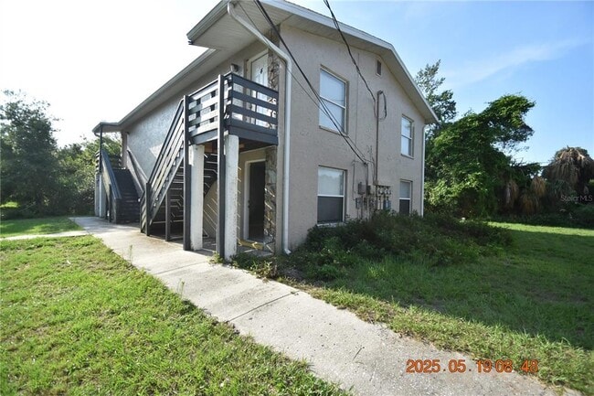 Building Photo - 2207 Irene St