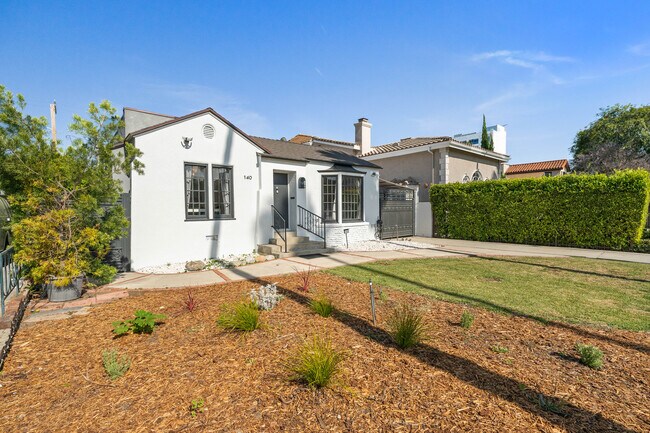 Building Photo - 140 N Carson Rd