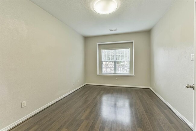 Building Photo - 27319 Ashland Meadows Ln