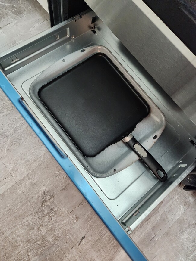 Building Photo - 1701 E Colter St