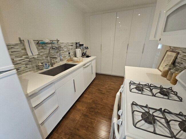 Building Photo - 4921 Indian Wood Rd