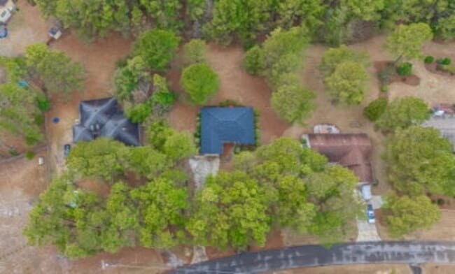 Building Photo - 1110 Devonshire Trail