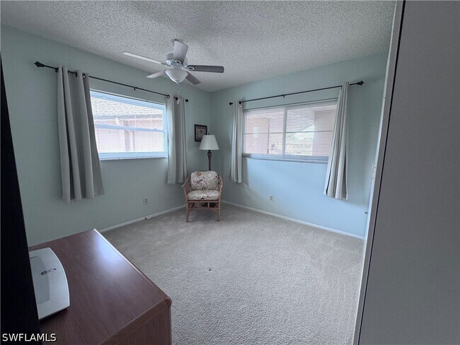 Building Photo - 4912 Tamiami Trl E