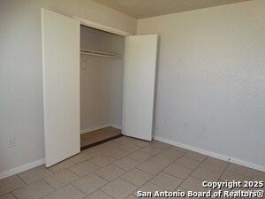 Building Photo - 6303 Heathers Run