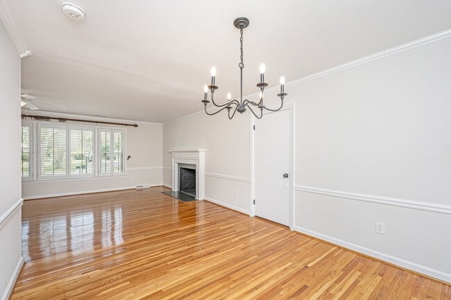 Building Photo - 1791 Dunbarton Dr