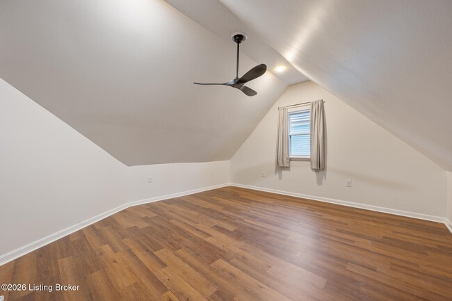 Building Photo - 1820 Sherwood Ave