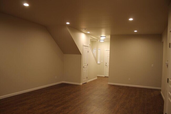 Building Photo - 2238 Sedge St