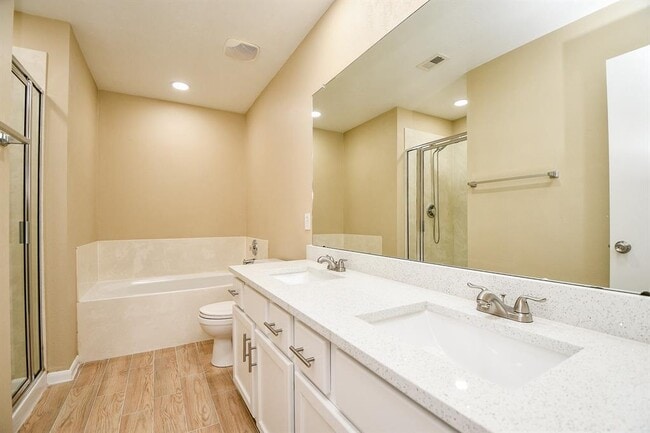 Building Photo - 20607 Rainport Cir