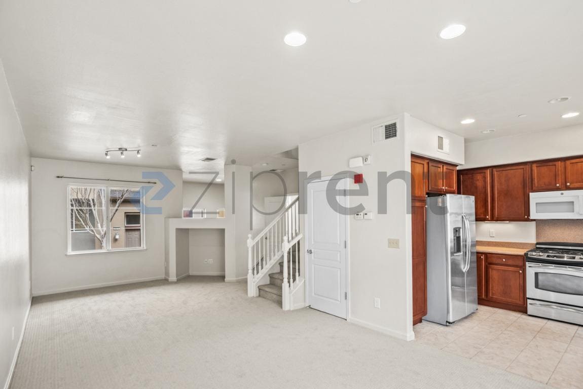 Building Photo - 2858 10th St