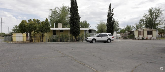 Primary Photo - Desert Capri Mobile Homes