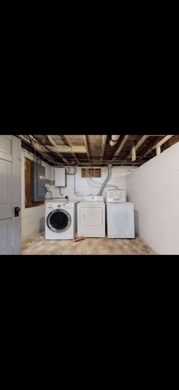 Building Photo - 228 Wilson Ave SW