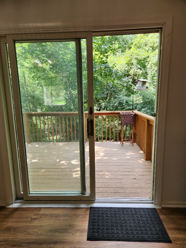 Building Photo - 285 Brookside Dr