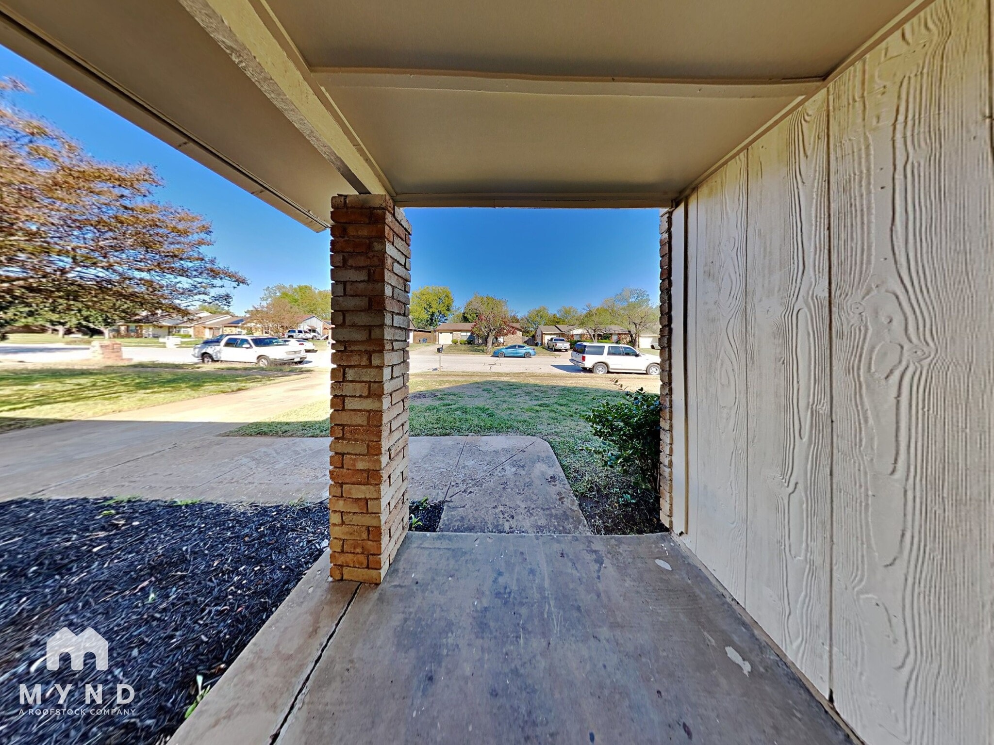 Building Photo - 3737 Longmeadow Way