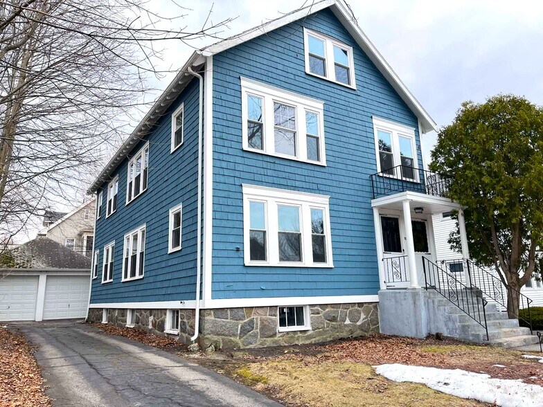 Building Photo - 102 Greaton Rd