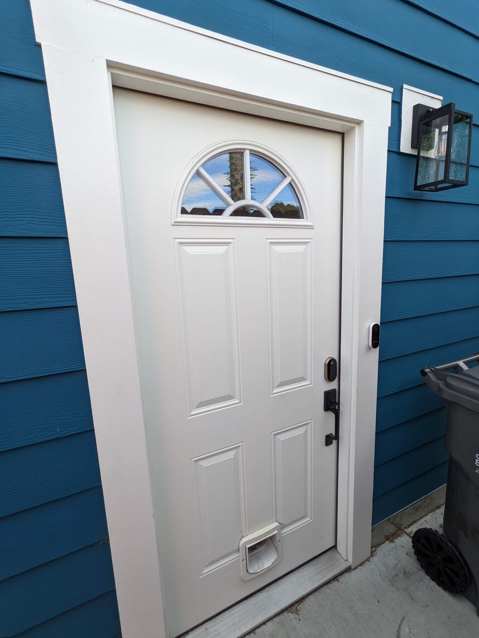 Building Photo - 820 46th St