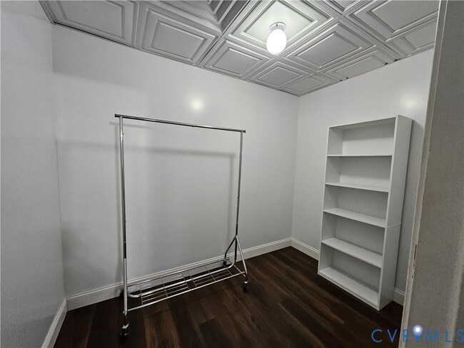 Building Photo - 5195 Lennie Rd