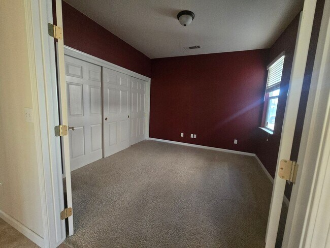 Building Photo - 4 BR 2 BA home available now