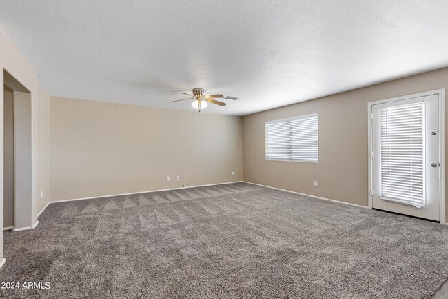 Building Photo - 34994 N Barzona Trail