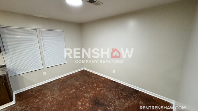 Building Photo - 3017 Chelsea Ave