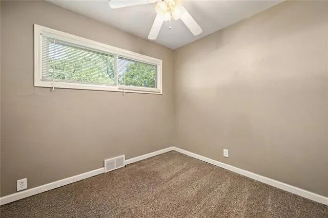Building Photo - 7117 E 111th Ter