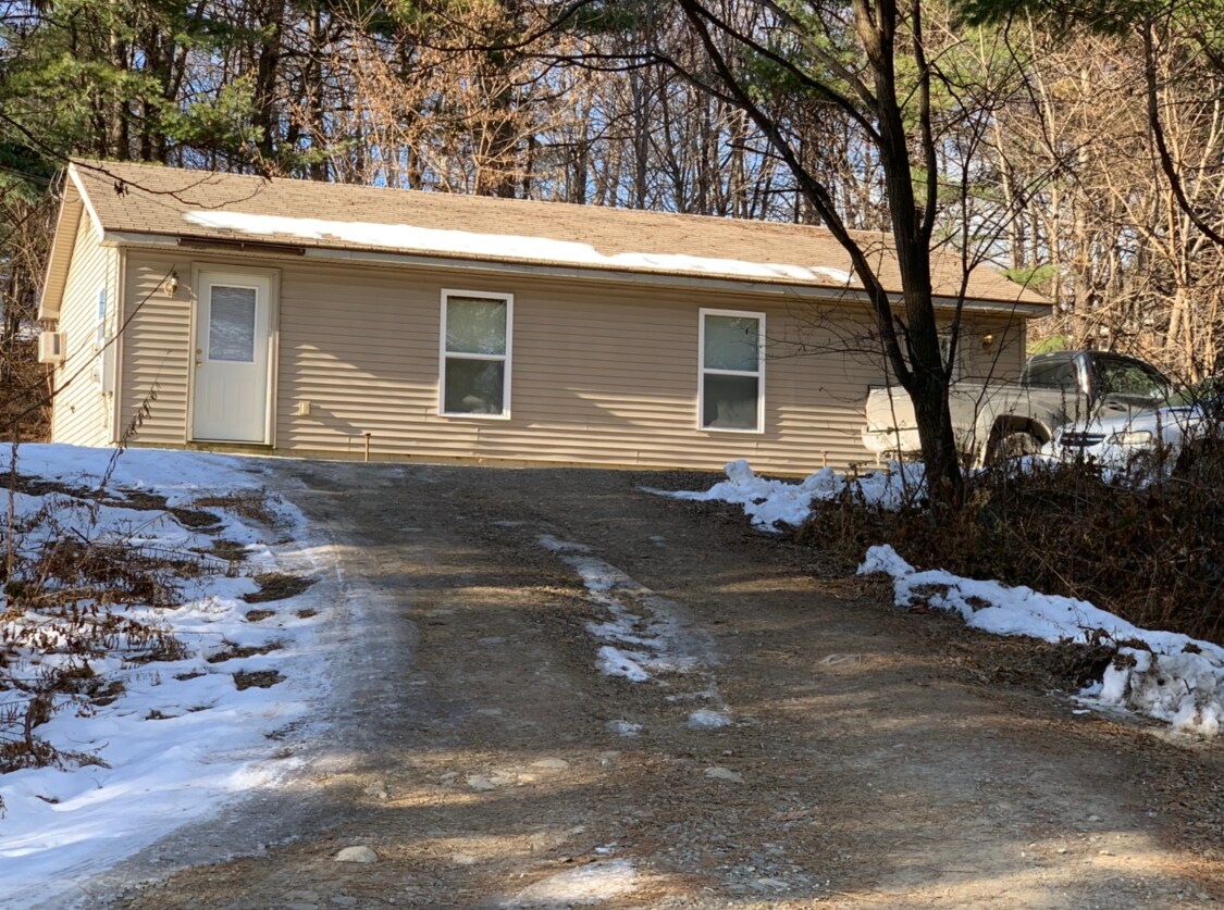 Building Photo - 362 Riverside Dr