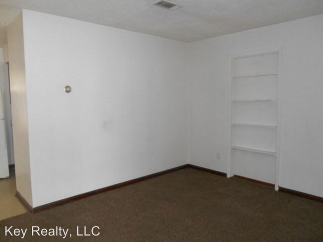 Building Photo - 1401 Yoist St