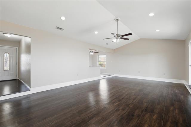 Building Photo - 2925 Portales Dr