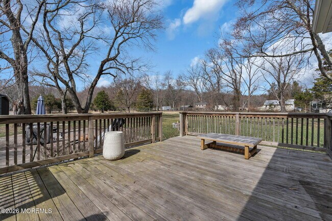 Building Photo - 460 Brickyard Rd