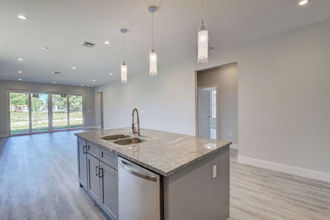 Building Photo - Modern 3/2 Home w/ garage for Rent- Delray...