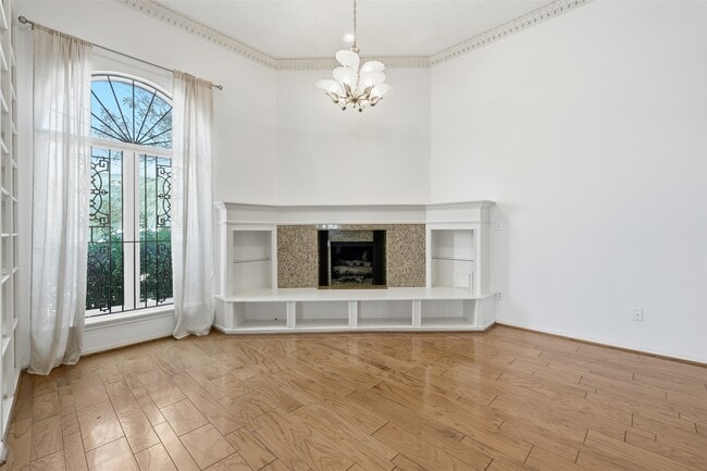 Building Photo - 4063 Breakwood Dr