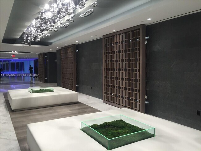 Building Photo - 400 Sunny Isles Blvd