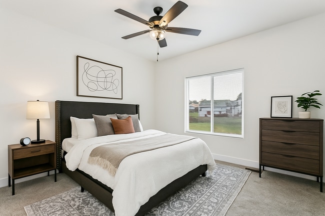 Building Photo - 5121/23 S Chase Ave