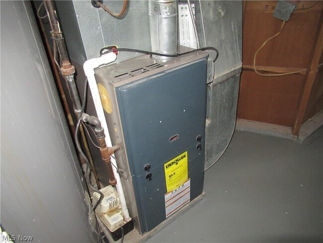 Building Photo - 4413 W 187th St