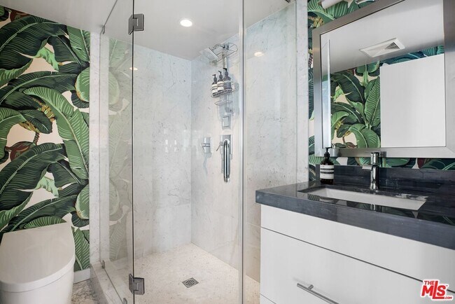 Building Photo - 9318 Warbler Way