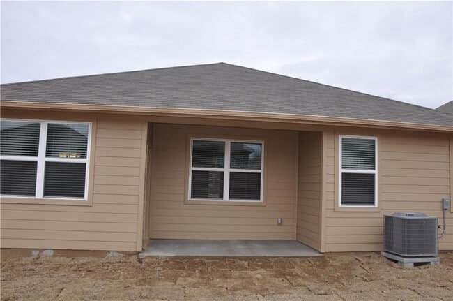 Building Photo - 6521 Loretta White Ln