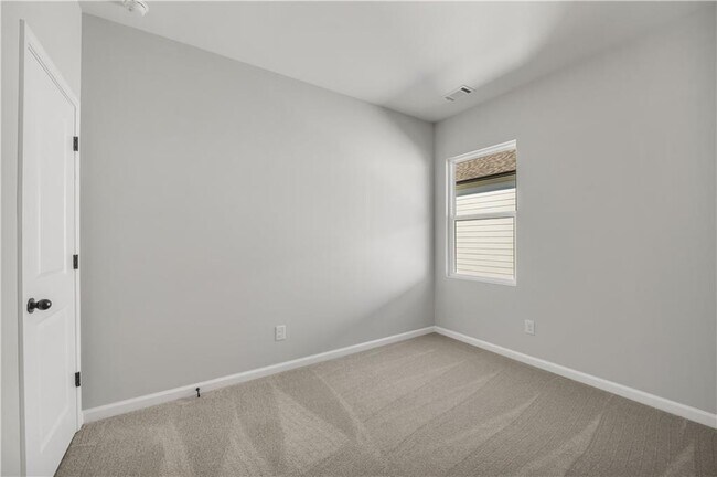 Building Photo - 2620 Whistler Wy