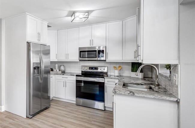 Building Photo - 3703 W Leila Ave