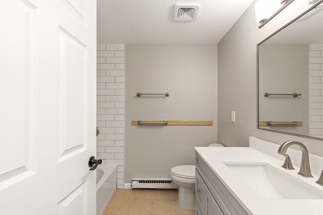 Building Photo - 7617 Fitzpatrick Dr