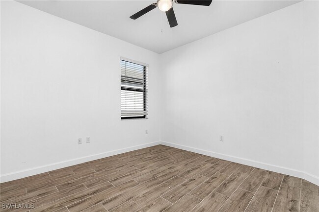 Building Photo - 18312 Ridgeline Dr