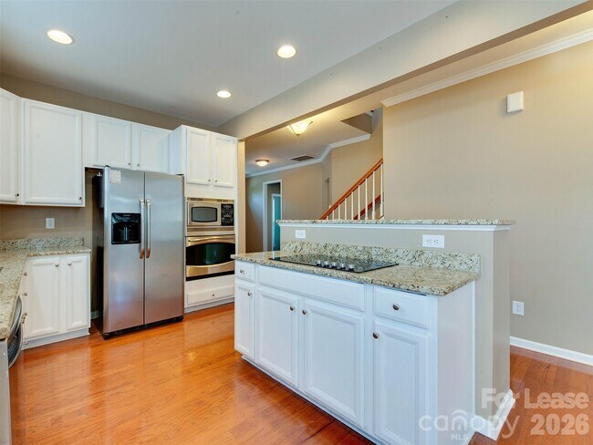 Building Photo - 8164 Bridgegate Dr