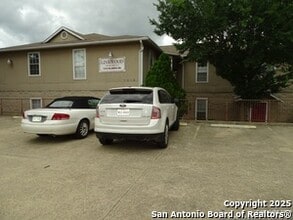 Building Photo - 1016 Blanco Rd