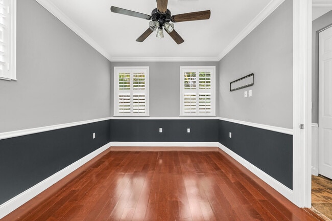 Building Photo - 486 SW 5th St