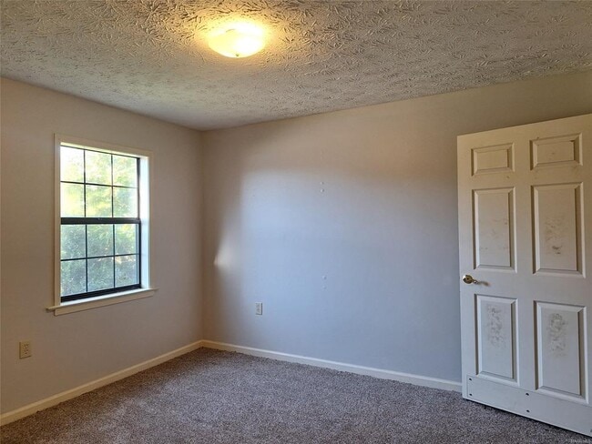 Building Photo - 1537 Westminster Dr