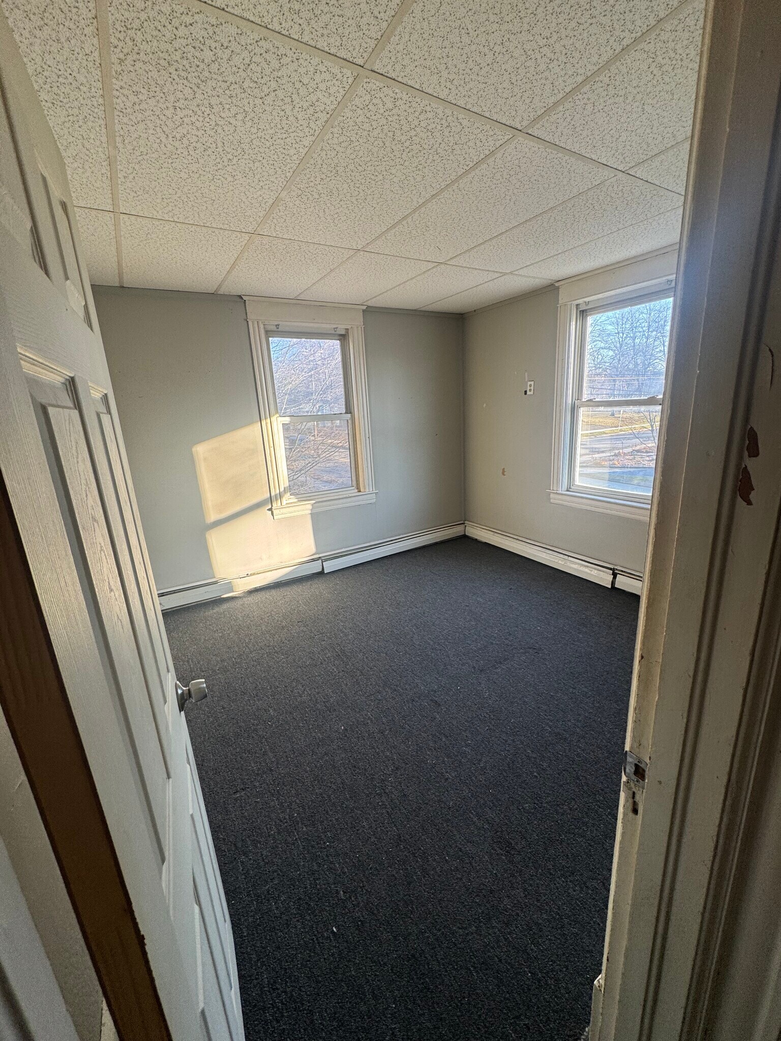 Room 1 - 150 Linden St